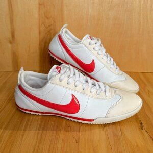 Nike Women's FIVEKAY White/Berry Red Size 8
